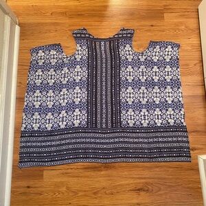 Open Shoulder Patterned Top NWOT